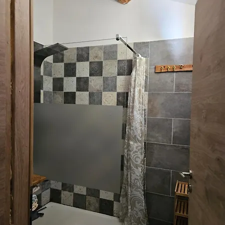 Maison Col De Varra بيت للعطل